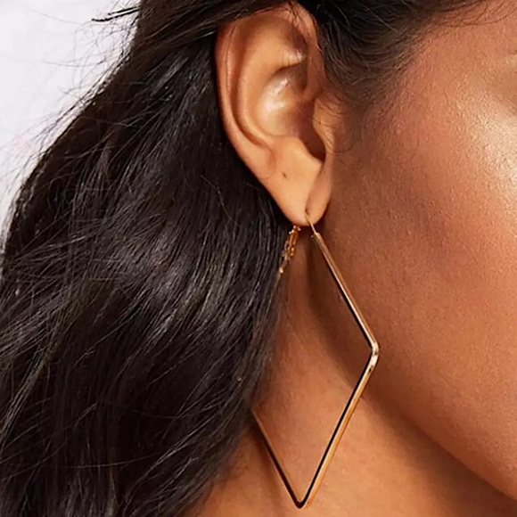 🔴𝟭𝟬/$𝟮𝟱🔴NEW Large Square Hoop Earrings - Picture 6 of 15